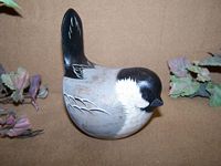 http://lakesidedecoys.com/images/tn_bb_chickadee_54.jpg